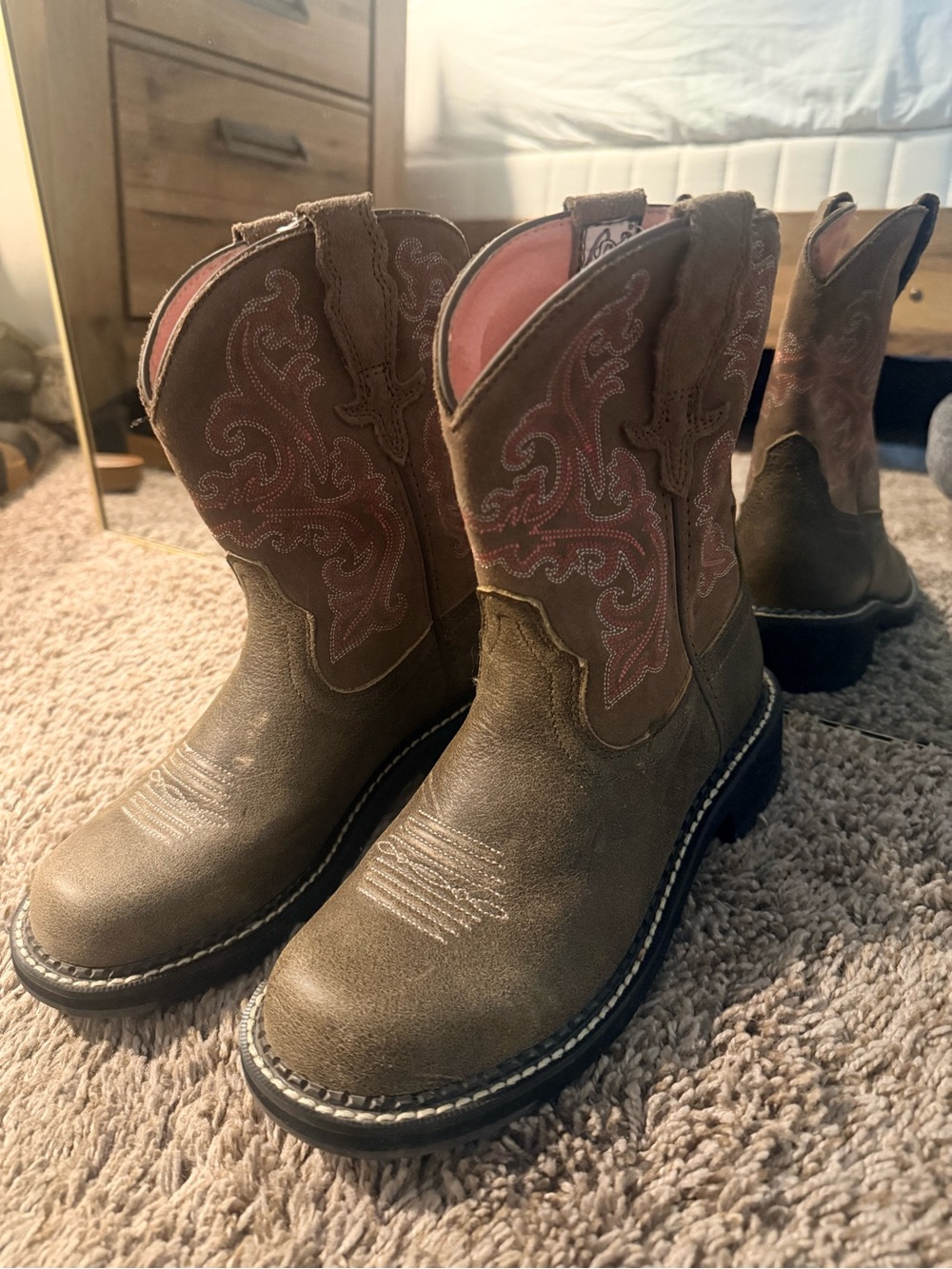 Ariat Women’s Brown Western Pull-On Cowboy Boots